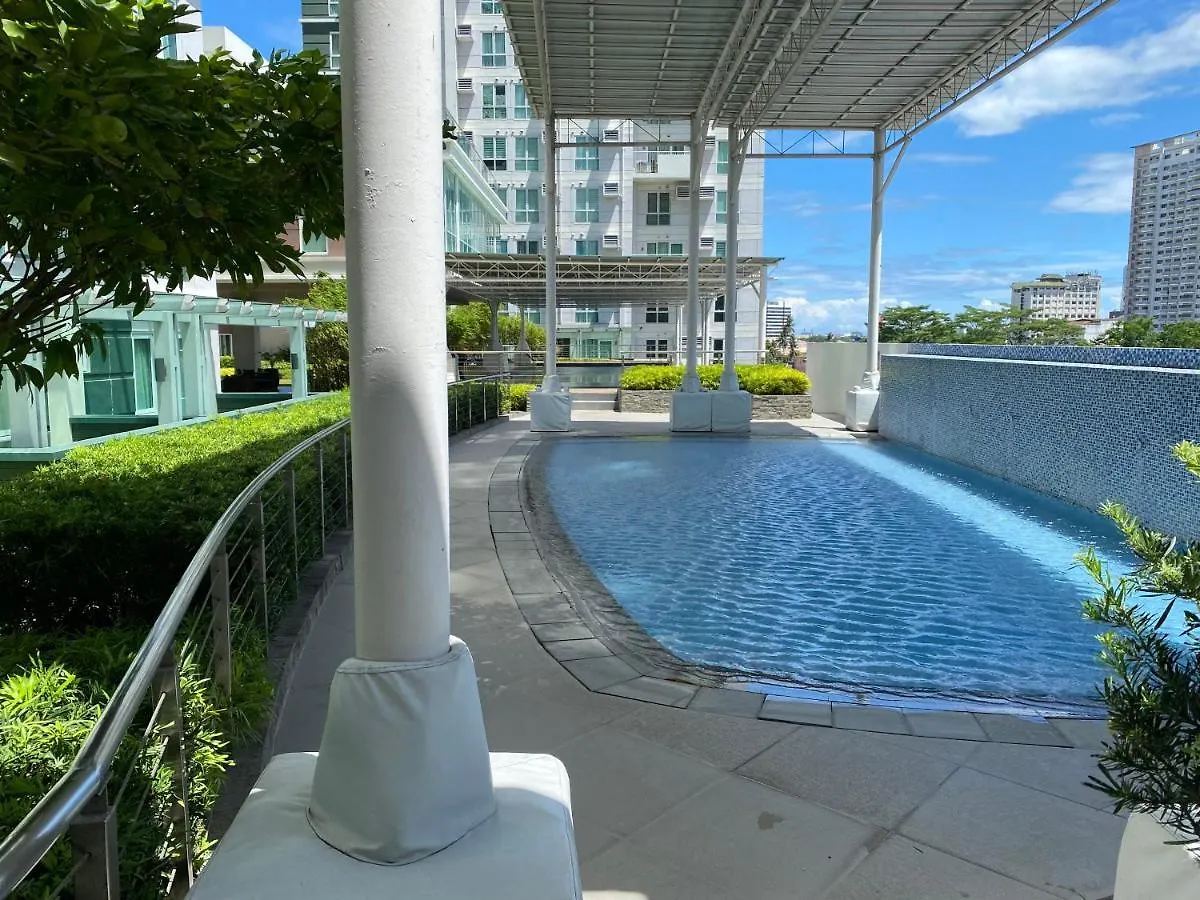 Abreeza Chills Place T2-2521 Davao Филиппины